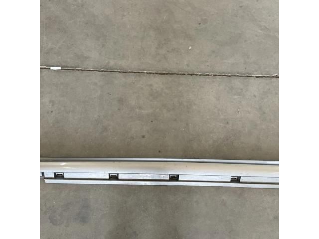 bontott VW PASSAT B7 Bal Küszöb Légterelő