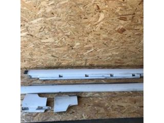 bontott VW PASSAT B7 Bal Küszöb