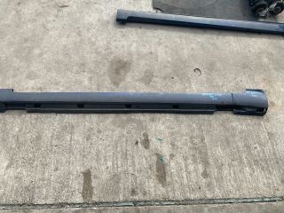 bontott VW PASSAT B7 Bal Küszöb