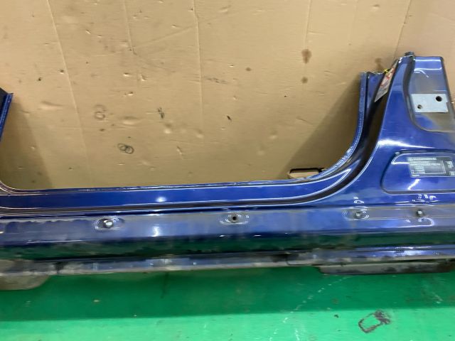 bontott VW PASSAT B7 Bal Küszöb