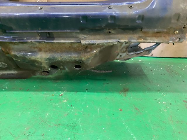 bontott VW PASSAT B7 Bal Küszöb