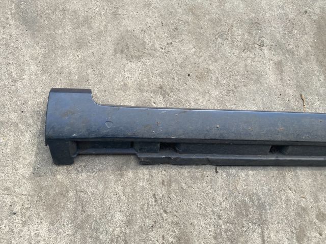 bontott VW PASSAT B7 Bal Küszöb