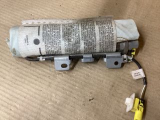 bontott VW PASSAT B7 Bal Oldallégzsák