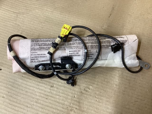 bontott VW PASSAT B7 Bal Oldallégzsák