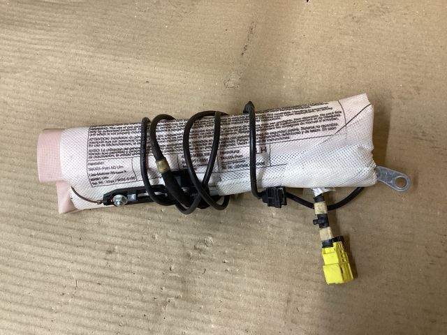 bontott VW PASSAT B7 Bal Oldallégzsák