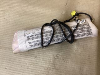 bontott VW PASSAT B7 Bal Oldallégzsák