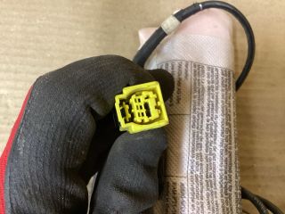 bontott VW PASSAT B7 Bal Oldallégzsák