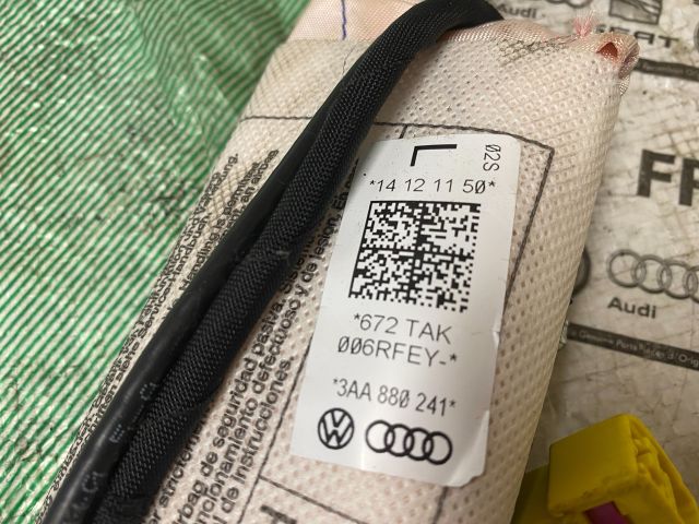 bontott VW PASSAT B7 Bal Oldallégzsák