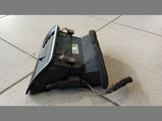 bontott VW PASSAT B7 Bal Szellőző