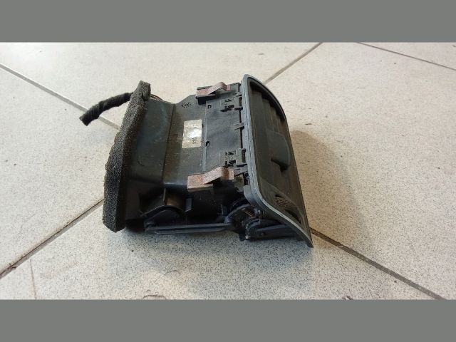 bontott VW PASSAT B7 Bal Szellőző