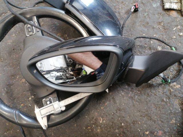 bontott VW PASSAT B7 Bal Visszapillantó Tükör (Elektromos)
