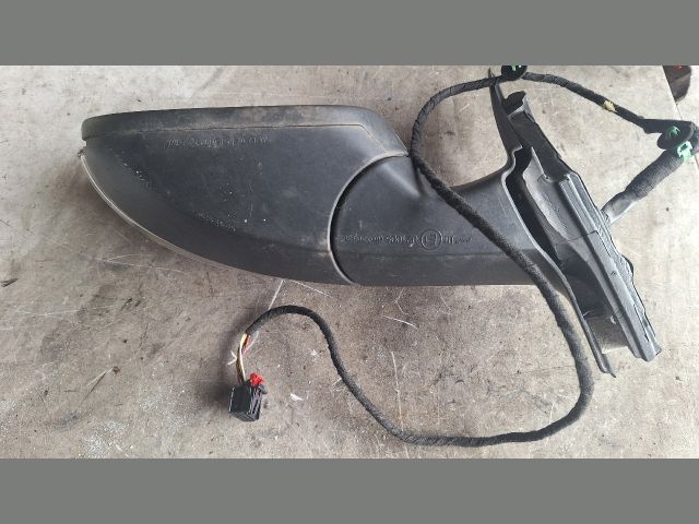 bontott VW PASSAT B7 Bal Visszapillantó Tükör (Elektromos)