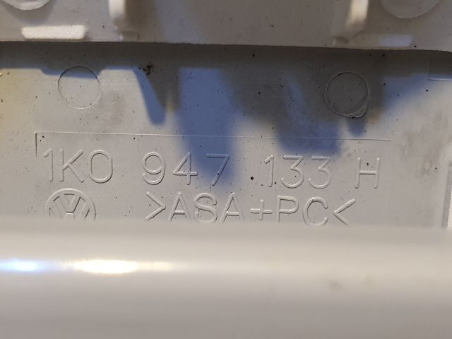 bontott VW PASSAT B7 Beltér Világítás Első