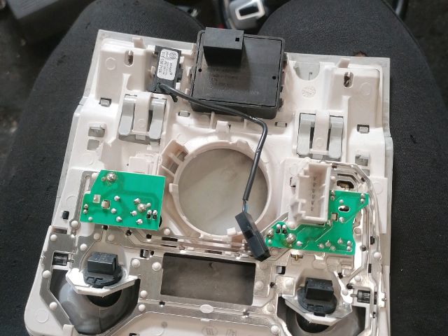 bontott VW PASSAT B7 Beltér Világítás Első