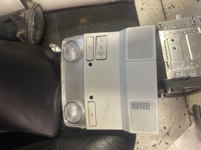 bontott VW PASSAT B7 Beltér Világítás Első