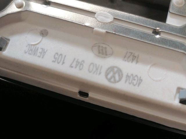 bontott VW PASSAT B7 Beltér Világítás Első