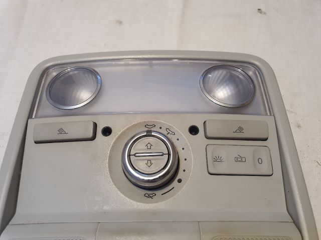 bontott VW PASSAT B7 Beltér Világítás Első