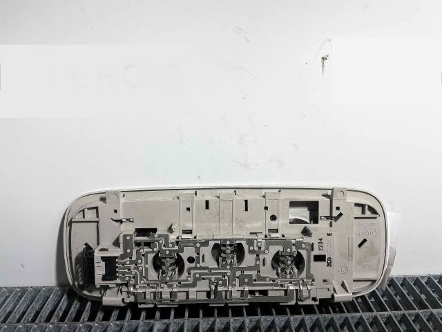 bontott VW PASSAT B7 Beltér Világítás Első