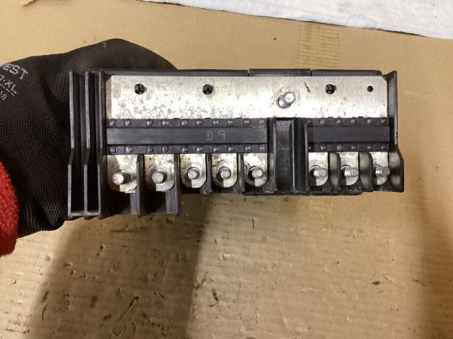 bontott VW PASSAT B7 Biztosítéktábla Doboz