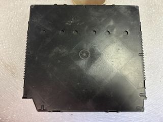 bontott VW PASSAT B7 Biztosítéktábla Utastér