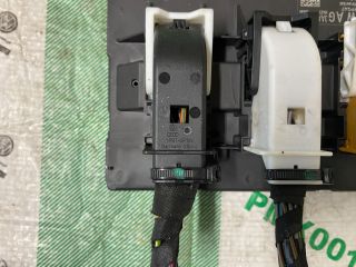 bontott VW PASSAT B7 Biztosítéktábla Utastér