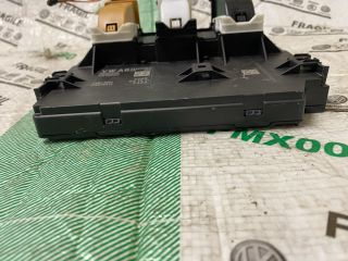 bontott VW PASSAT B7 Biztosítéktábla Utastér