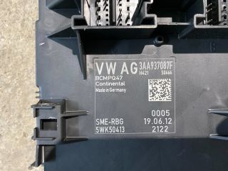 bontott VW PASSAT B7 Biztosítéktábla Utastér