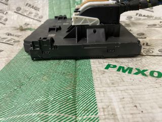 bontott VW PASSAT B7 Biztosítéktábla Utastér