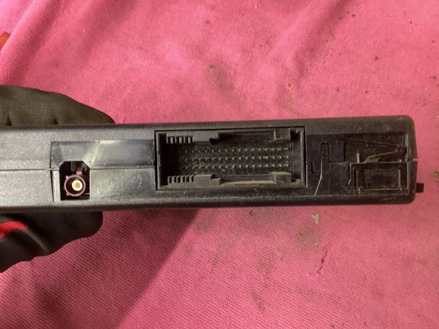 bontott VW PASSAT B7 Bluetooth Elektronika