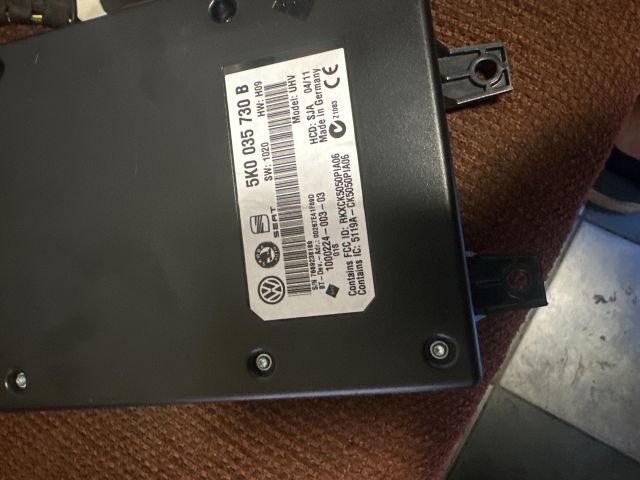 bontott VW PASSAT B7 Bluetooth Elektronika