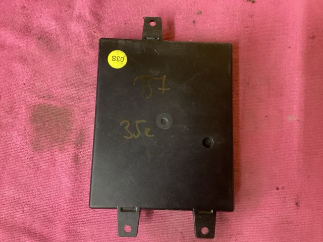 bontott VW PASSAT B7 Bluetooth Elektronika