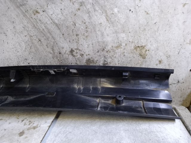 bontott VW PASSAT B7 Csomagtérajtó Burkolat Alsó