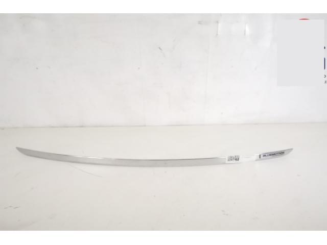 bontott VW PASSAT B7 Csomagtérajtó Díszléc