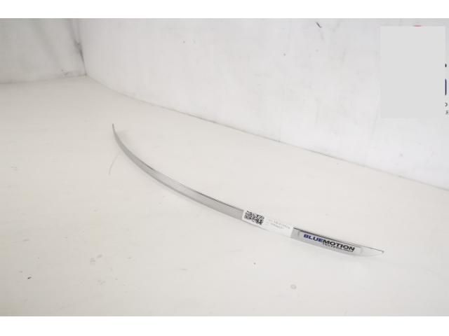 bontott VW PASSAT B7 Csomagtérajtó Díszléc