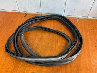 bontott VW PASSAT B7 Csomagtérajtó Gumikéder