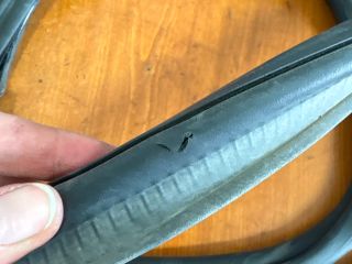 bontott VW PASSAT B7 Csomagtérajtó Gumikéder