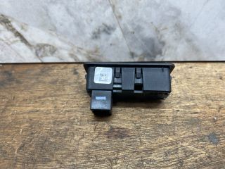 bontott VW PASSAT B7 Csomagtérajtó Kapcsoló