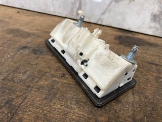 bontott VW PASSAT B7 Csomagtérajtó Kapcsoló