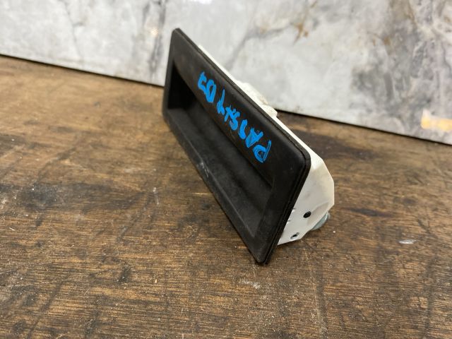 bontott VW PASSAT B7 Csomagtérajtó Kapcsoló