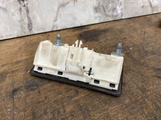 bontott VW PASSAT B7 Csomagtérajtó Kapcsoló