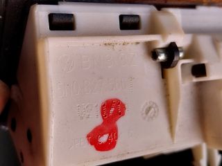 bontott VW PASSAT B7 Csomagtérajtó Kilincs