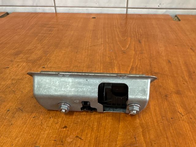 bontott VW PASSAT B7 Csomagtérajtó Kilincs