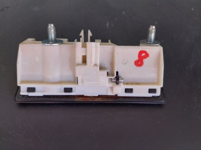 bontott VW PASSAT B7 Csomagtérajtó Kilincs