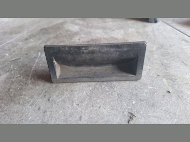 bontott VW PASSAT B7 Csomagtérajtó Kilincs