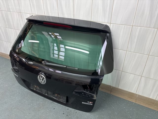 bontott VW PASSAT B7 Csomagtérajtó (Részeivel)