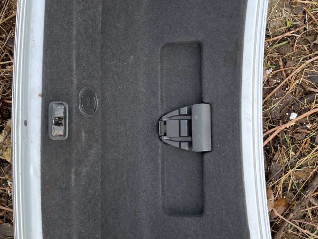 bontott VW PASSAT B7 Csomagtérajtó (Részeivel)
