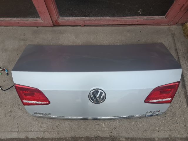 bontott VW PASSAT B7 Csomagtérajtó (Részeivel)