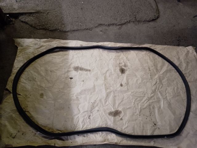 bontott VW PASSAT B7 Csomagtérajtó Szigetelés