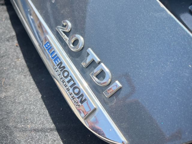 bontott VW PASSAT B7 Csomagtérajtó (Üres lemez)