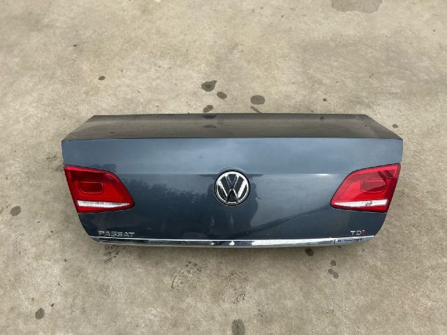 bontott VW PASSAT B7 Csomagtérajtó (Üres lemez)